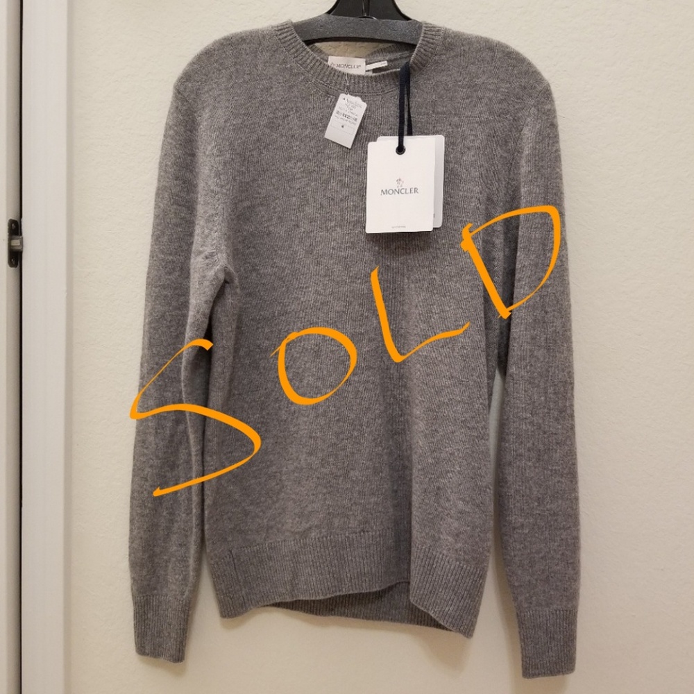 NWT MONCLER Cashmere Crewneck Sweater in Charcoal